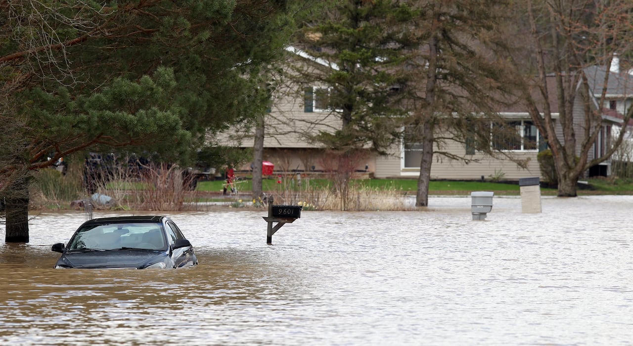 Thunderstorms Slam Northeast Ohio: Power Outages And Weather Warnings Thunderstorms Slam Northeast Ohio: Power Outages And Weather Warnings