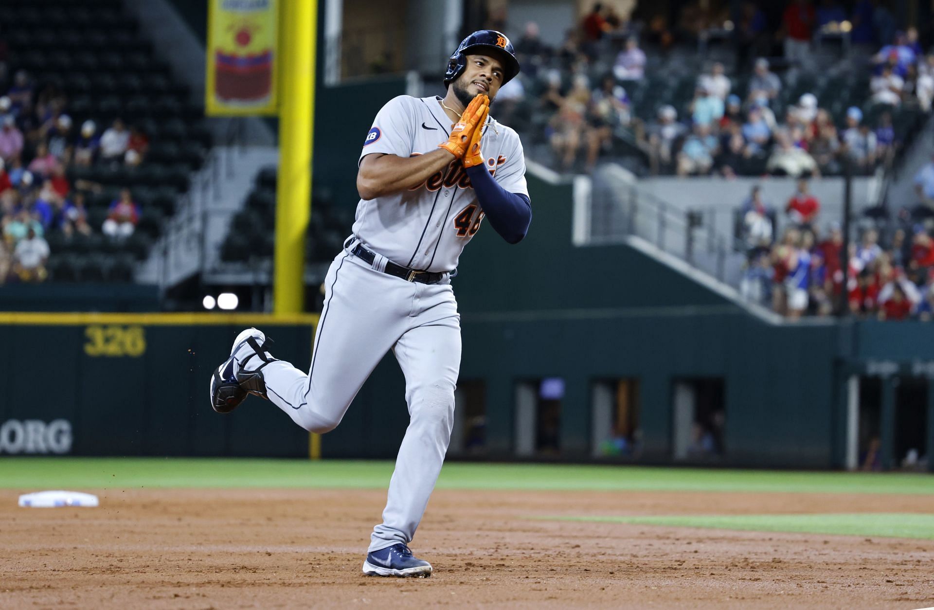 Today's MLB Game: Tigers Vs Mariners Predictions, Picks & Odds Analysis Today's MLB Game: Tigers Vs Mariners Predictions, Picks & Odds Analysis