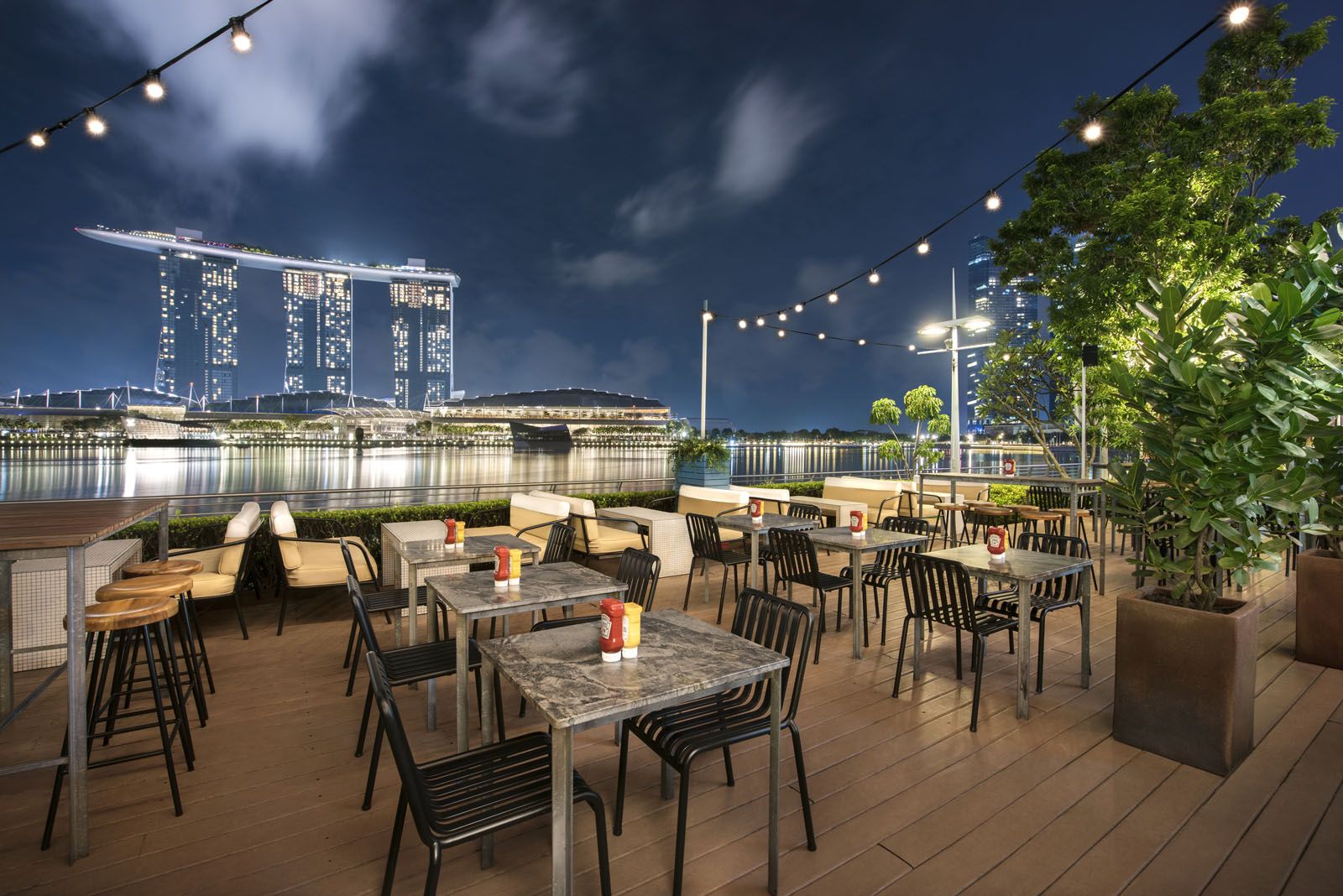 Top Outdoor Restaurants In Manhattan: Where To Dine Alfresco Top Outdoor Restaurants In Manhattan: Where To Dine Alfresco