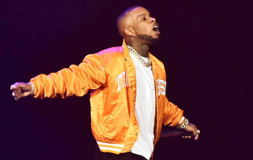 Tory Lanez Acknowledges Chris Brown's Financial Contribution To New Music Tory Lanez Acknowledges Chris Brown's Financial Contribution To New Music