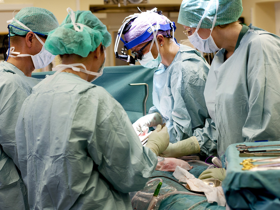 Transgender Women And Pregnancy: A Children's Hospital Activist's Perspective On Uterine Transplants Transgender Women And Pregnancy: A Children's Hospital Activist's Perspective On Uterine Transplants