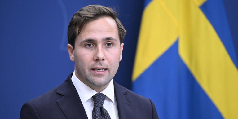 Tre Kronor Imponerar: Kanadensiska Stjärnors Frånvaro Gynnar Sverige I VM? Tre Kronor Imponerar: Kanadensiska Stjärnors Frånvaro Gynnar Sverige I VM?