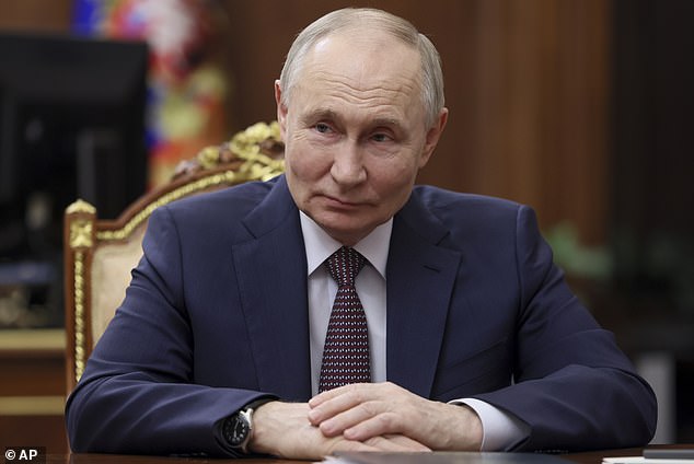 Trump's Actions Towards Putin: Fallica's Sharp Criticism Trump's Actions Towards Putin: Fallica's Sharp Criticism