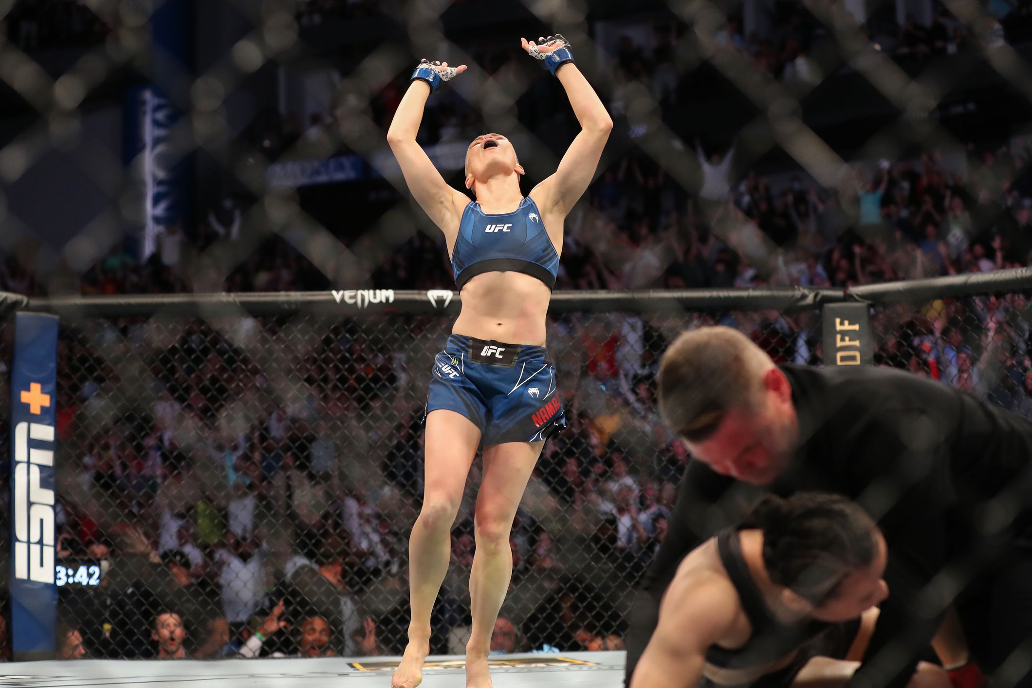 UFC Vegas 106: Pros React To Morale's Devastating Knockout Win UFC Vegas 106: Pros React To Morale's Devastating Knockout Win