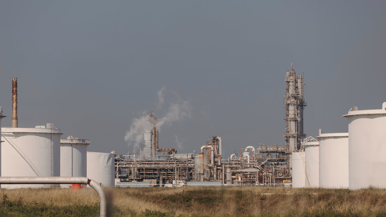 Understanding Trump's Approach To Cheap Oil And Its Consequences Understanding Trump's Approach To Cheap Oil And Its Consequences
