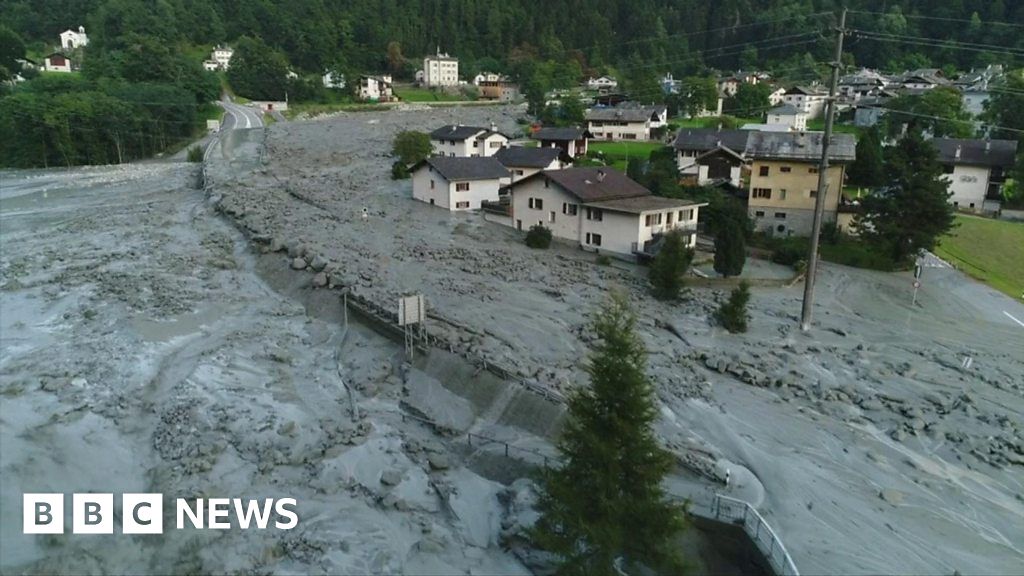 Urgent Livestock Evacuation In Swiss Alps Following Landslide Warning Urgent Livestock Evacuation In Swiss Alps Following Landslide Warning