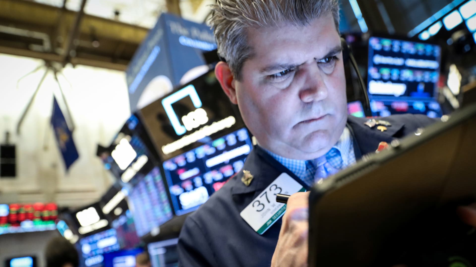 US-Dutch Trade Tensions Weigh Heavily On Dutch Stock Performance US-Dutch Trade Tensions Weigh Heavily On Dutch Stock Performance