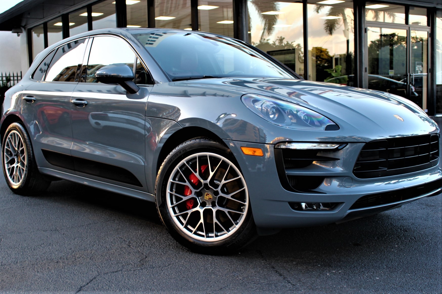 Used Porsche Macan Buyer's Guide: Tips For Finding A Great Deal Used Porsche Macan Buyer's Guide: Tips For Finding A Great Deal