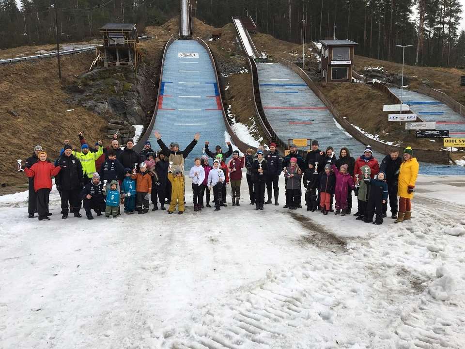 Vær, Badetemperaturer Og Hopp I Sjøen: En Guide Vær, Badetemperaturer Og Hopp I Sjøen: En Guide
