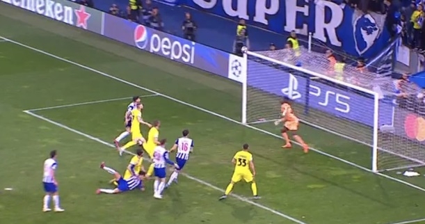 Victorie Dramatică Pentru AS Roma Împotriva Lui FC Porto: 3-2 Și Calificare În Optimile Europa League Victorie Dramatică Pentru AS Roma Împotriva Lui FC Porto: 3-2 Și Calificare În Optimile Europa League