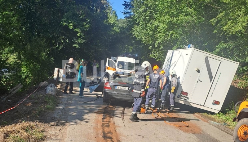 Возачи На Мерцедес Казнети Пред Гран При На Бахреин