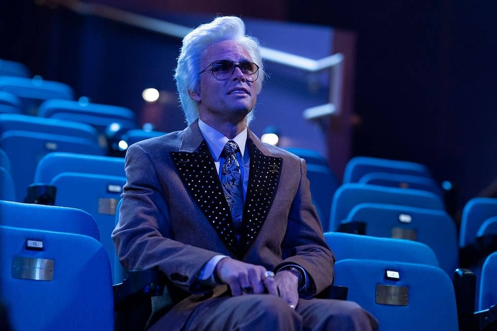 Walton Goggins To Host SNL, Mocks White Lotus Fan Theories Walton Goggins To Host SNL, Mocks White Lotus Fan Theories