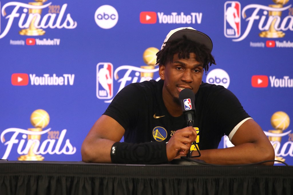 Warriors Contact Kevon Looney In NBA Free Agency Warriors Contact Kevon Looney In NBA Free Agency