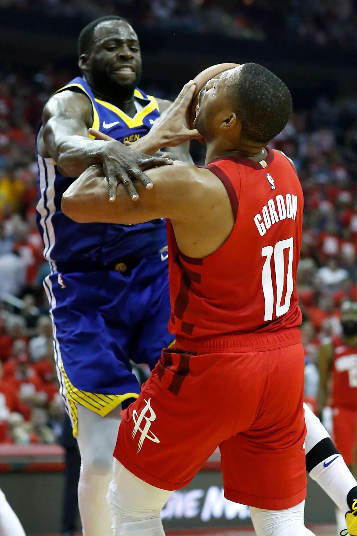 Warriors Edge Rockets In Close Game, Lead Series 3-1 Warriors Edge Rockets In Close Game, Lead Series 3-1
