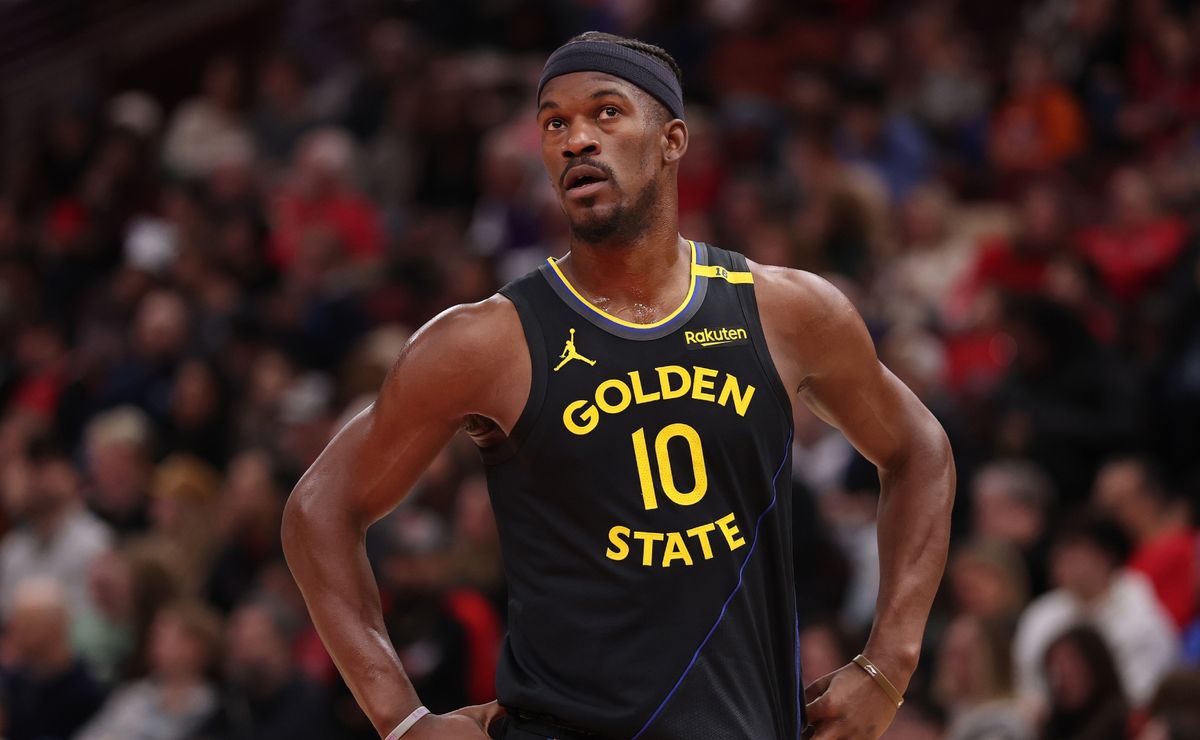 Warriors' Positive Prediction: Jimmy Butler To Play Game 3? Warriors' Positive Prediction: Jimmy Butler To Play Game 3?