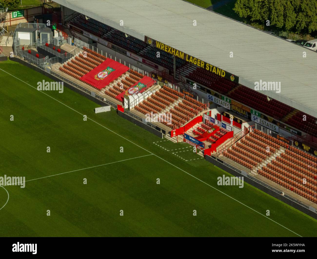 Welcome To Wrexham: A Football Fan's Guide To The Racecourse Ground Welcome To Wrexham: A Football Fan's Guide To The Racecourse Ground