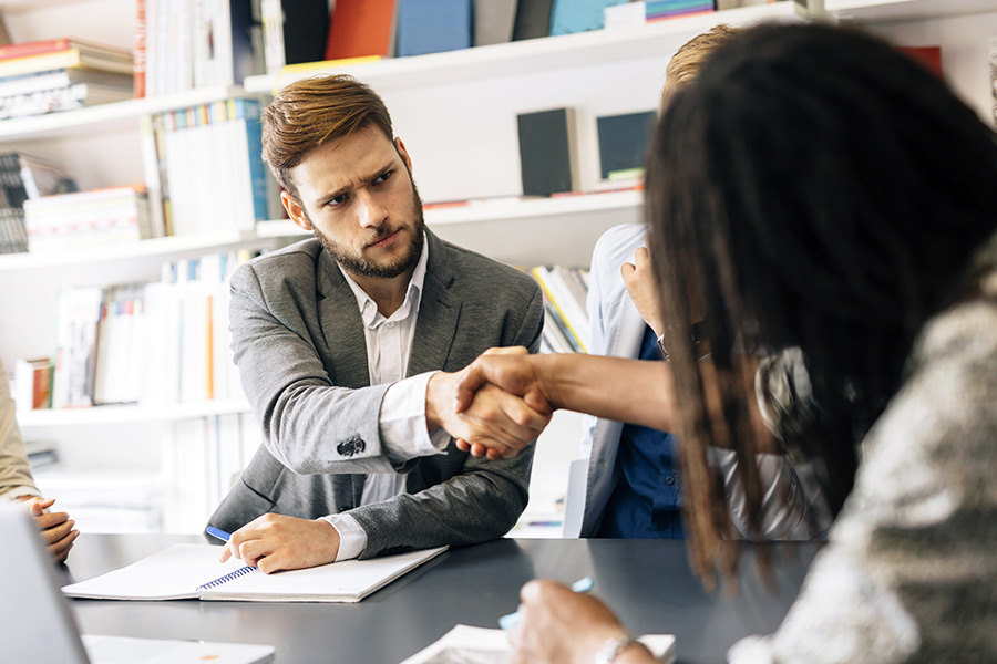 Why Middle Managers Are Essential: Benefits For Companies And Employees Why Middle Managers Are Essential: Benefits For Companies And Employees