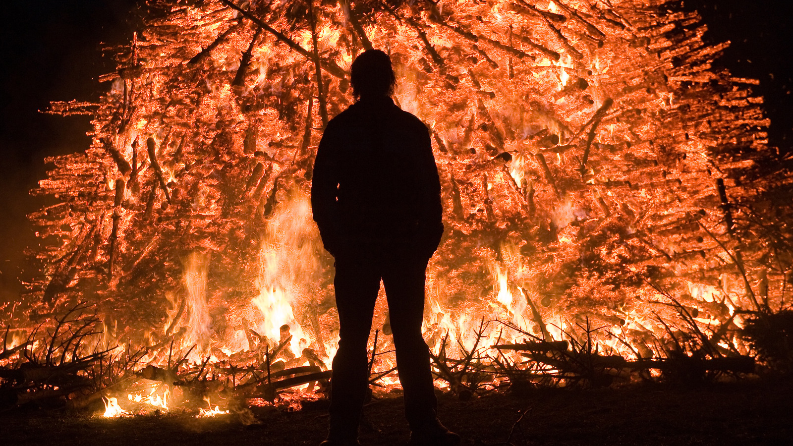 Widespread Easter Bonfire Cancellations In Drenthe Due To Dry Conditions Widespread Easter Bonfire Cancellations In Drenthe Due To Dry Conditions