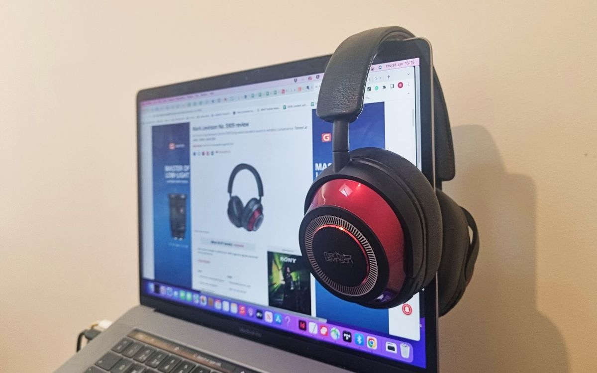 Wireless Headphones: A Guide To The Top Performers Wireless Headphones: A Guide To The Top Performers