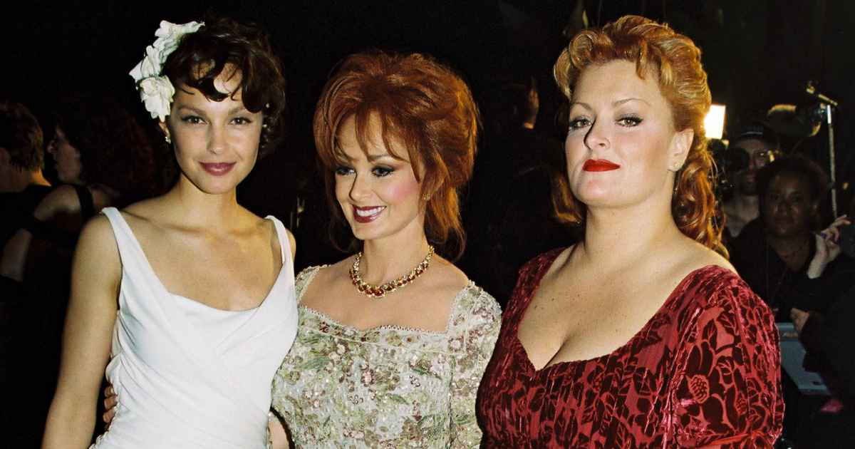 Wynonna & Ashley Judd: A Family Docuseries Reveals Untold Stories Wynonna & Ashley Judd: A Family Docuseries Reveals Untold Stories