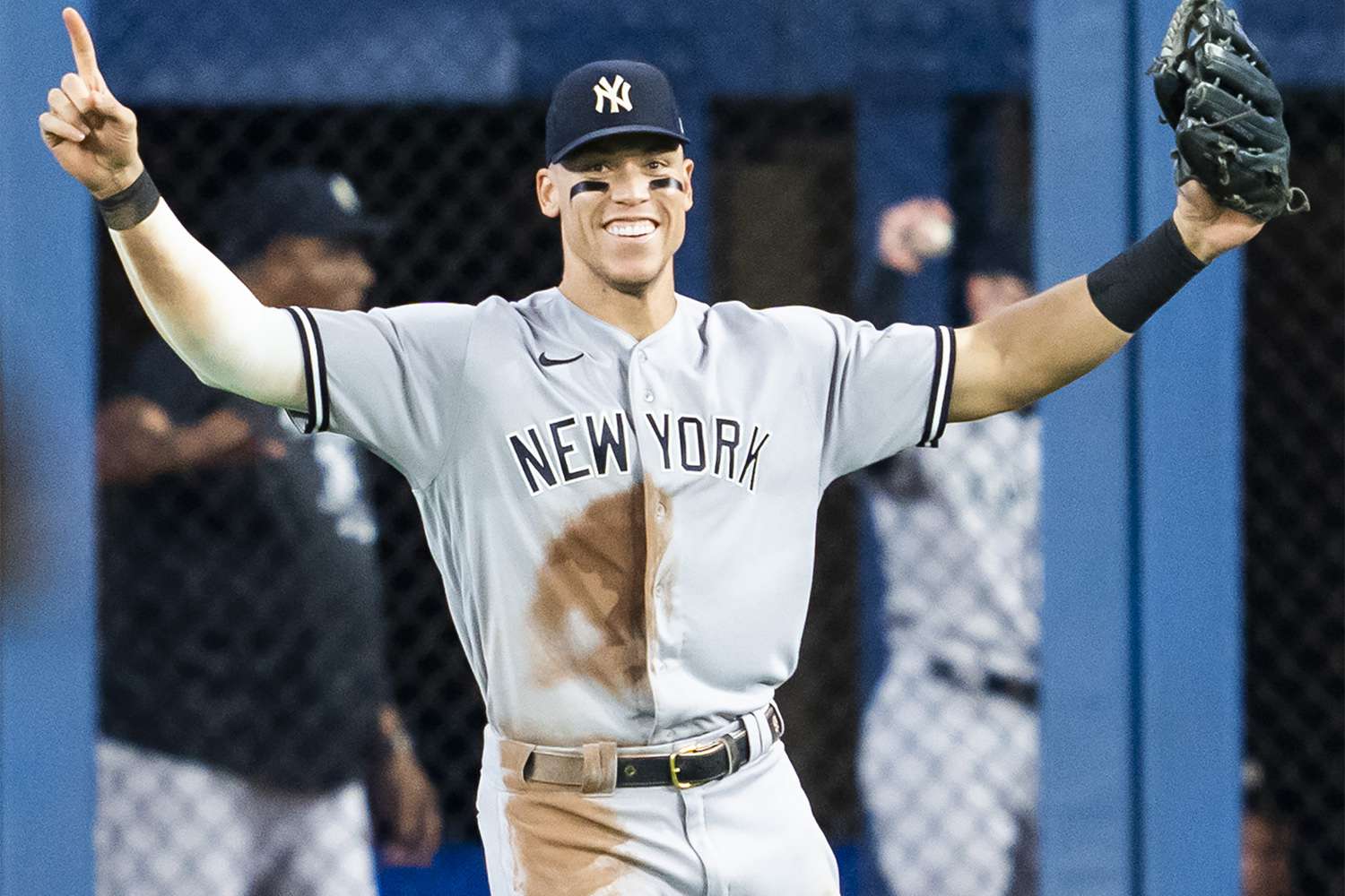 Yankees' Aaron Judge: Historic Start Mirrors MLB Legends Yankees' Aaron Judge: Historic Start Mirrors MLB Legends