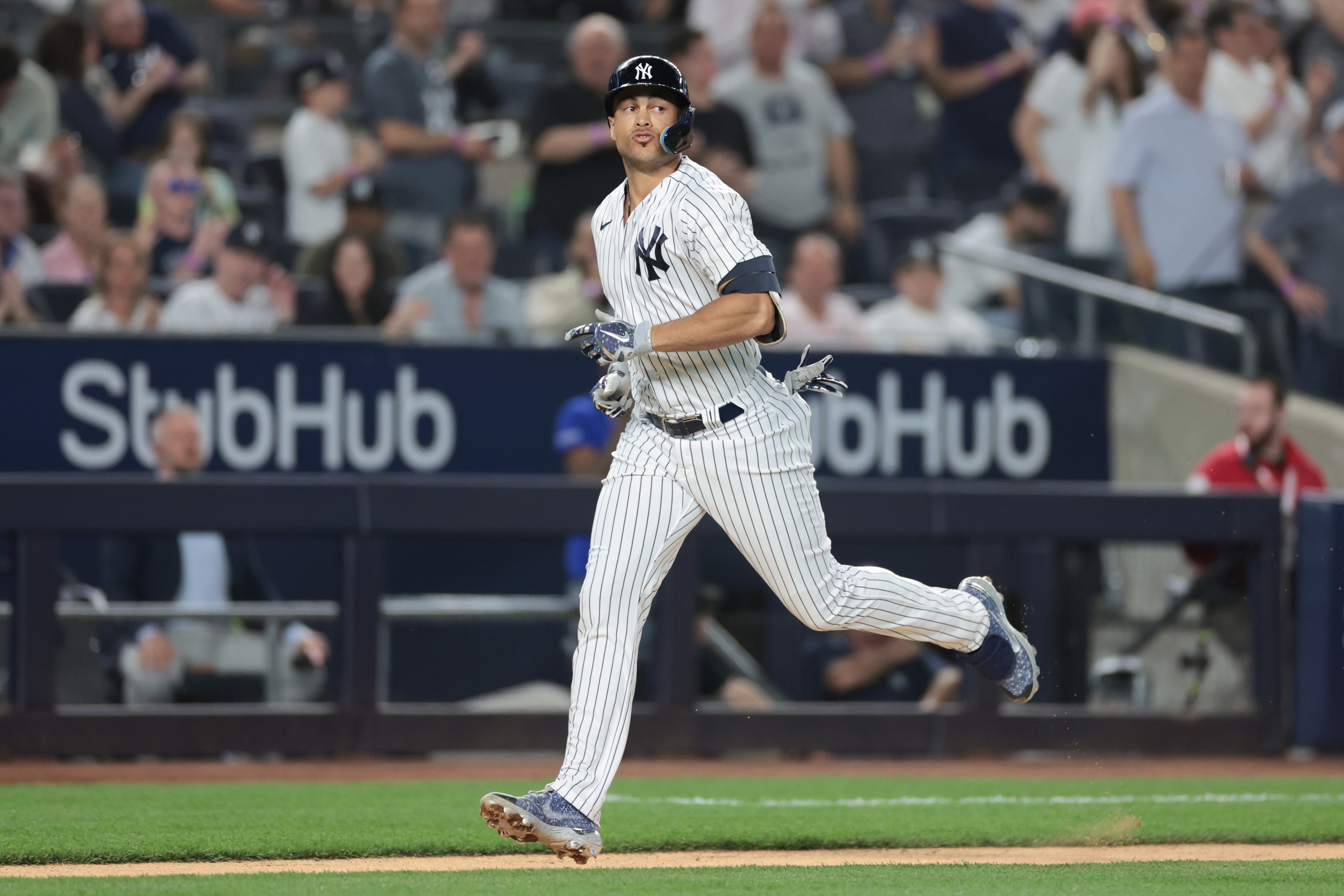 Yankees Vs. Mariners Game Prediction: Best MLB Picks And Odds Yankees Vs. Mariners Game Prediction: Best MLB Picks And Odds