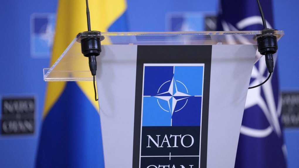 Застереження Єврокомісара Щодо Вступу України До НАТО: Головні Труднощі Застереження Єврокомісара Щодо Вступу України До НАТО: Головні Труднощі
