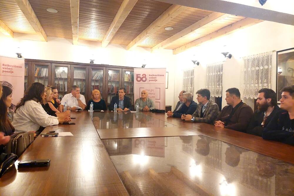 Zašto Se Udala? Razotkrivanje Inspiracije Za Čolićevu Pjesmu